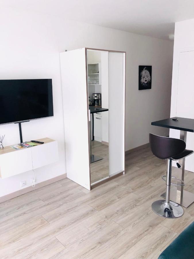 Studio En Residence, Proche De La Mer Avec Parking Gratuit Et 5G Home 빌레쉬르메르 외부 사진